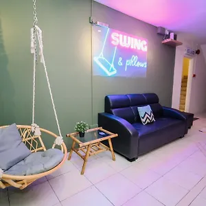 Swing & Pillows - Penang Road, Penang , George Town Malesia